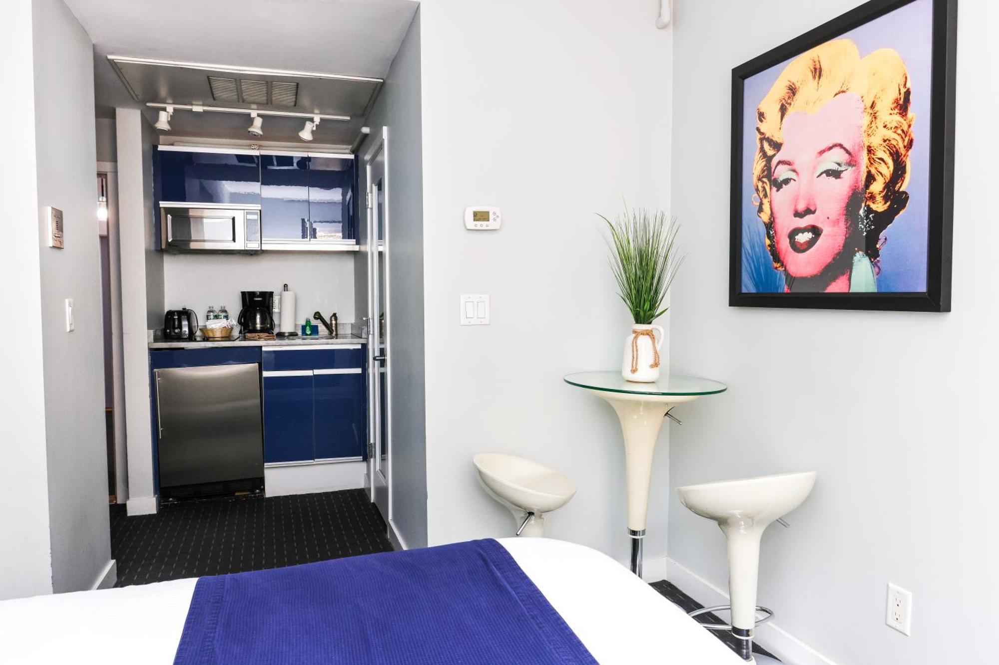 Cozy Newbury Street Studio, #5 보스톤 외부 사진