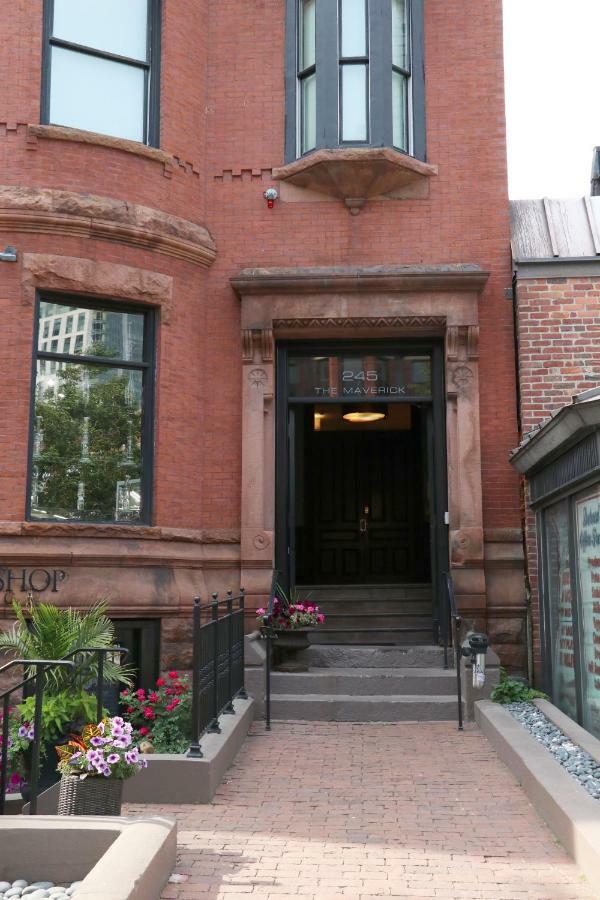 보스톤 Cozy Newbury Street Studio, #5 아파트 외부 사진